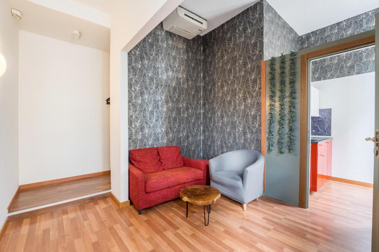 Rooms Piramide Roma Exterior foto