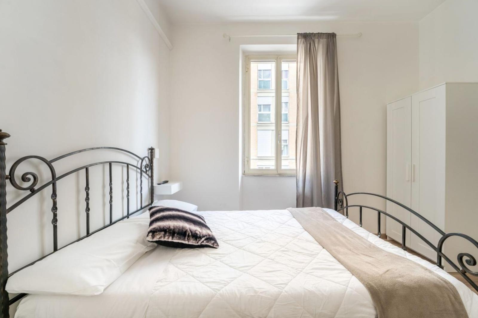 Rooms Piramide Roma Exterior foto